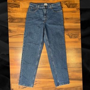 • L.L. Bean | Original/Traditional Fit Jeans | Size 12 •